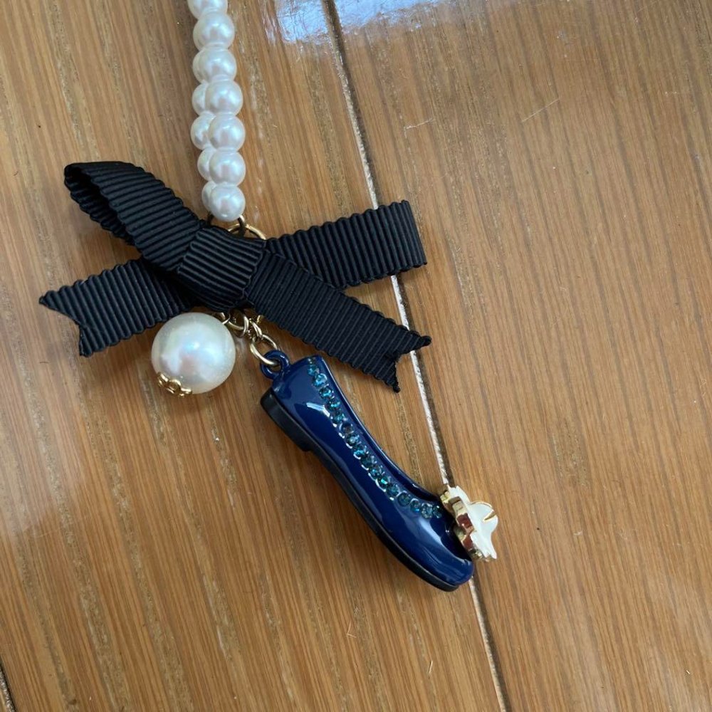 Necklace - Picture 2 of 4